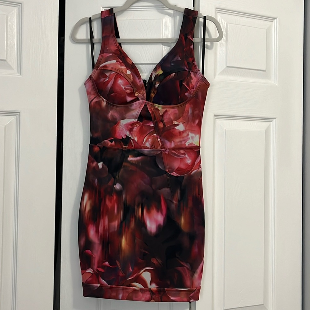 Bebe dress